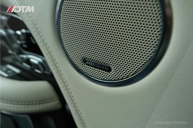 Land Rover RANGE ROVER P400e Vogue | Head-up | Matrix | Koelkast | Panoramadak