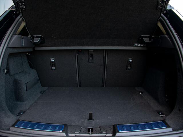 Land Rover RANGE ROVER EVOQUE 1.5 P270e PHEV AWD Dynamic SE Black Pack l Schuif- /kantel Pano l Adapt. Cruise l 20" Inch