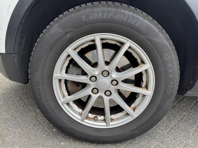 Land Rover RANGE ROVER EVOQUE 2.0 Si4 Pure | Camera | Navigatie | Trekhaak | Lichtmetalen Velgen |