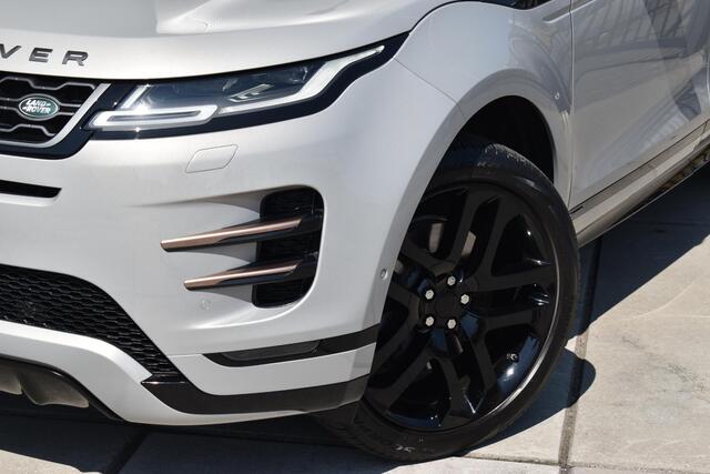 Land Rover RANGE ROVER EVOQUE 2.0 P250 AWD R-Dynamic First Edition | TREKHAAK | MERIDIAN | HUD | STUUR/STOELVERWARMING | PANORAMADAK | LEDER | ADAPT. CRUISE CONTROL | CAMERA | CLIMATE CONTROL | PDC | LMV