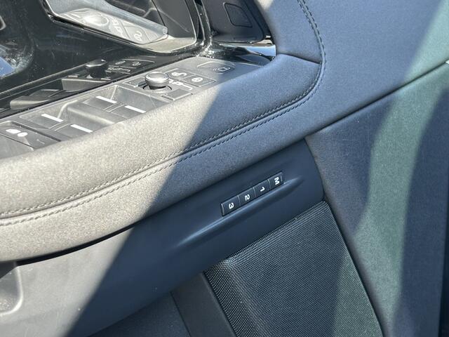 Land Rover RANGE ROVER EVOQUE P250 AWD R-Dynamic SE | Black Pack | 20"zwarte velgen | Panoramadak |