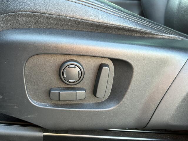 Land Rover RANGE ROVER EVOQUE P250 AWD R-Dynamic SE | Black Pack | 20"zwarte velgen | Panoramadak |