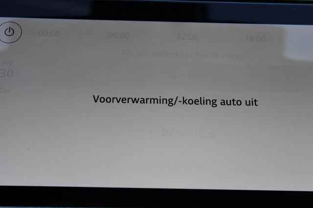 Land Rover RANGE ROVER EVOQUE 1.5 P300e AWD R-Dynamic PHEV PANO LEER NAVI ALL BLACK 22000KM!!!