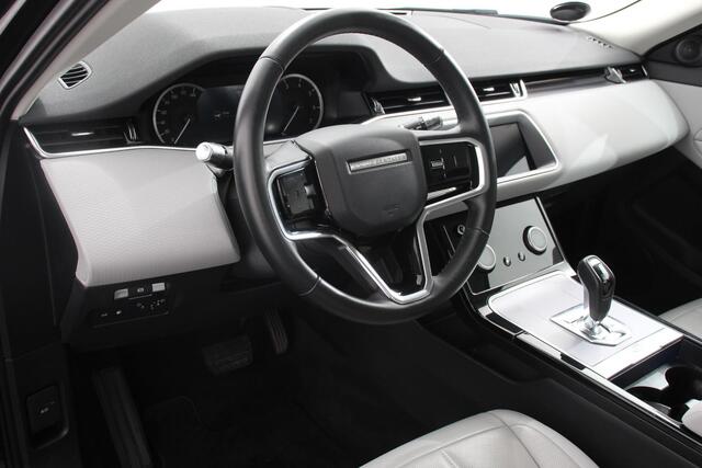 Land Rover RANGE ROVER EVOQUE 1.5 P300e AWD PHEV SE Signature Panoramadak Afneembare trekhaak Navigatie Parkeersensoren 360 Camera Cruise Control Elektrische verstelbare stoelen
