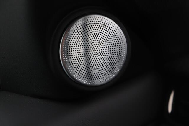 Land Rover RANGE ROVER EVOQUE P270e PHEV Autobiography | Black Pack | Schuif/kanteldak | ACC | Stoelkoeling | Meridian Surround | 360° Camera