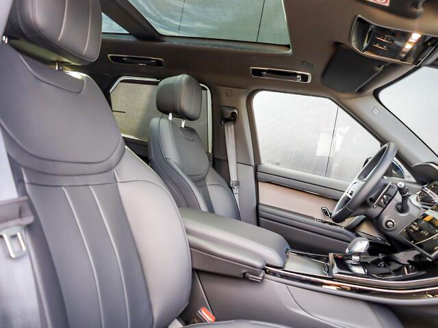 Land Rover RANGE ROVER SPORT 3.0 P460e Dynamic HSE PHEV Trekhaak l Schuif- /kantel Pano l Stoelventilatie l Soft Close l Blackpack l 22" Inch