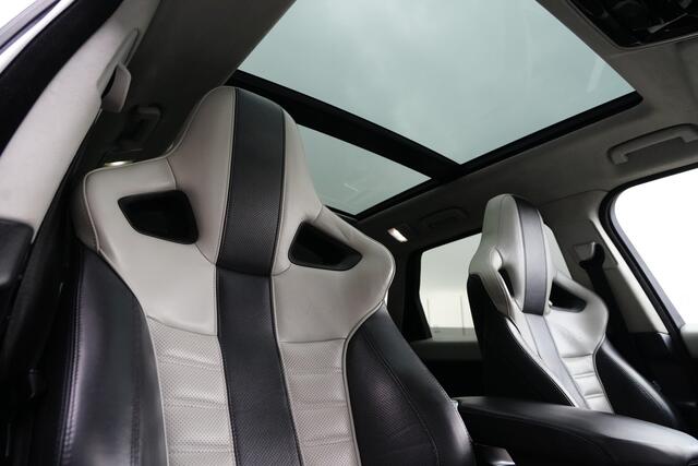 Land Rover RANGE ROVER SPORT 5.0 V8 Supercharged SVR 551pk Panoramadak/Stoelverwarming/Kuipstoelen