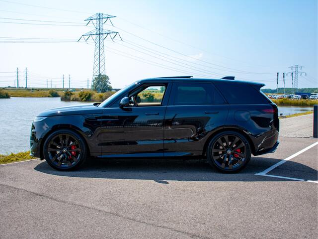 Land Rover RANGE ROVER SPORT 3.0 P460e SE PHEV Trekhaak l Schuif- /kantel Pano l Stoelventilatie l Black Pack l 23" Inch