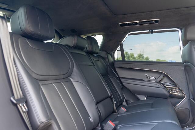 Land Rover RANGE ROVER SPORT 3.0 P550e Autobiography PHEV Trekhaak l Schuif- /kantel Pano l Stoelventilatie l Soft Close l Blackpack l 23" Inch