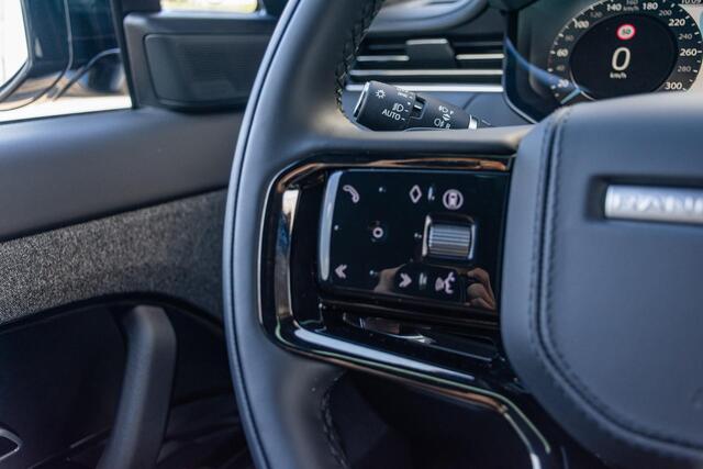 Land Rover RANGE ROVER SPORT 3.0 P550e Autobiography PHEV Trekhaak l Schuif- /kantel Pano l Stoelventilatie l Soft Close l Blackpack l 23" Inch