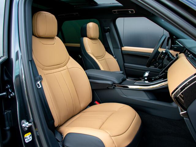 Land Rover RANGE ROVER SPORT 3.0 P460e SE PHEV Trekhaak l Schuif- /kantel Pano l Stoelventilatie l Black Pack l 23" Inch