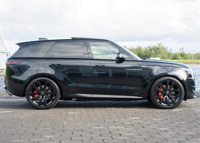 Land Rover RANGE ROVER SPORT P530 First Edition | 4.4 V8 | 530 PK | Forged Carbon | Elektrische Treeplanken | Light Cloud Interieur |