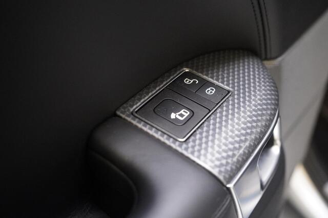 Land Rover RANGE ROVER SPORT 2.0 P400e 404pk HSE Dynamic | Panoramadak | Luchtvering | Memory | Speciale lak | Zwart optiek