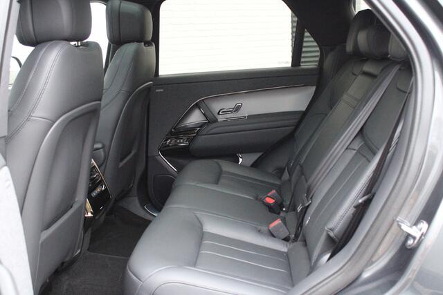 Land Rover RANGE ROVER SPORT 3.0 P460e Dynamic HSE PHEV / Panorama / NL-Auto / Vol Opties / NIEUWSTAAT