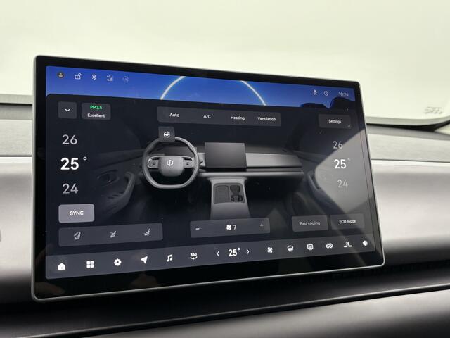 Leapmotor C10 REEV Design 28.4 kWh Range Extender 950 km RANGE Automaat met Lederen bekleding, Elektrische stoelen en Camera Nu te bestellen en te proefrijden!