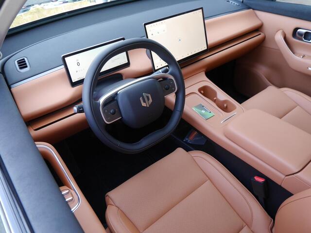 Leapmotor C10 Design 69.9 kWh | Demo | Wltp 420km | 1500 kg Trekgewicht | Diverse kleuren leverbaar | Full options | Stuurverwarming | Stoelverwarming en koeling | Elektrisch verstelbare voorstoelen | Navigatie | Keyless entry & start | 20 inch lichtmetalen velgen | L