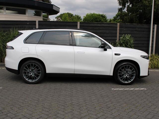 Leapmotor C10 REEV Design 28.4 kWh Camera systeem rondom, Stoelverwarming/koeling, Panoramadak, Navigatie