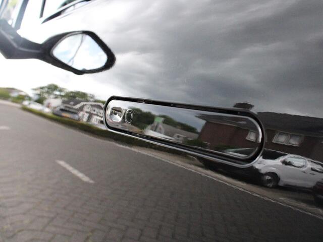 Leapmotor C10 REEV Design 28.4 kWh Camera systeem rondom, Stoelverwarming/koeling, Panoramadak, Navigatie