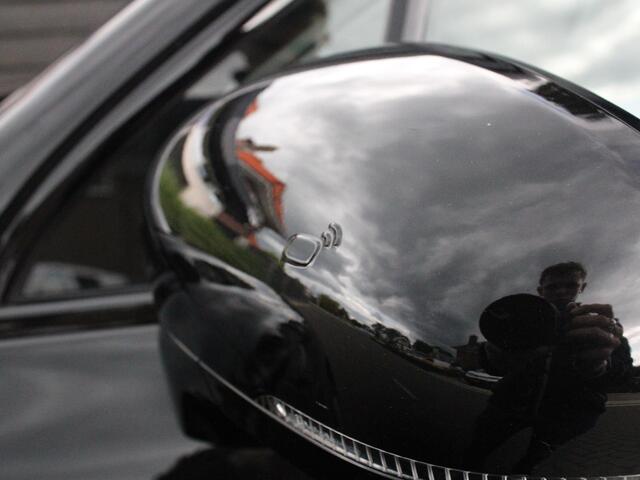 Leapmotor C10 REEV Design 28.4 kWh Camera systeem rondom, Stoelverwarming/koeling, Panoramadak, Navigatie