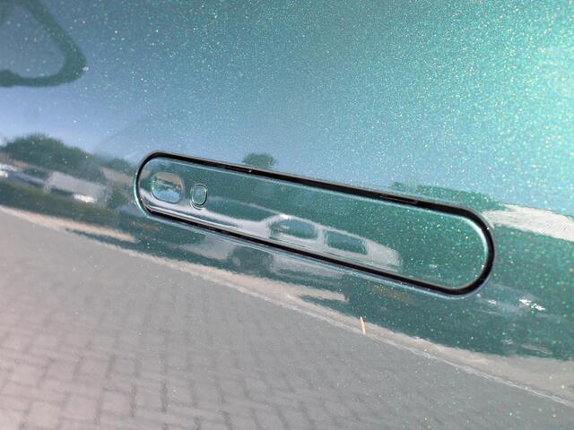 Leapmotor C10 REEV Design 28.4 kWh 215PK Automaat Camera systeem rondom, Stoelverwarming/koeling, Panoramadak, Navigatie