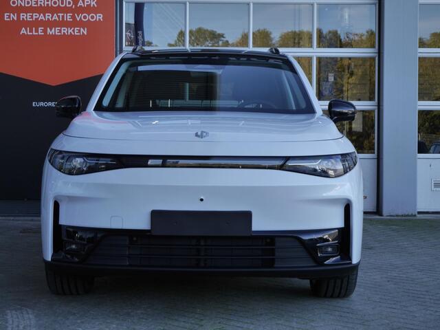 Leapmotor C10 Design 69.9 kWh | uit Voorraad leverbaar | Panoramadak | Elektrische achterklep | 20inch velgen | Camera voor en achter | Lederen bekleding