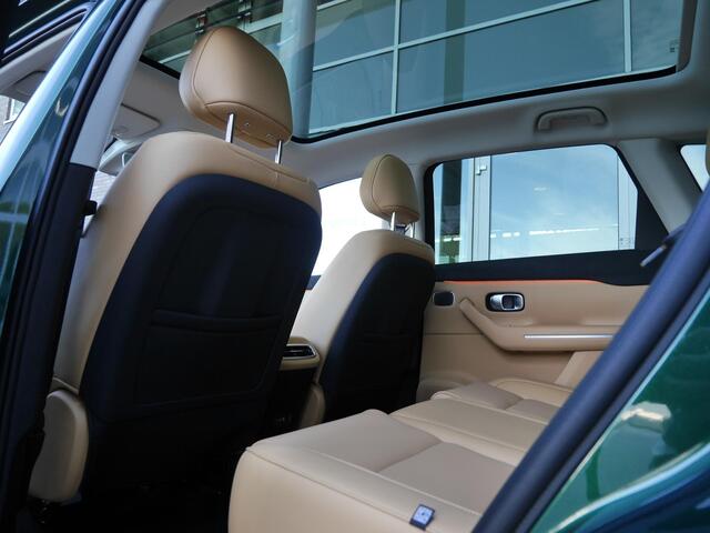 Leapmotor C10 Design 69.9 kWh | Panoramdak | 20inch | elektrisch bedienbare achterklep | Snel leverbaar | Camera v+a | Zeer veel ruimte!