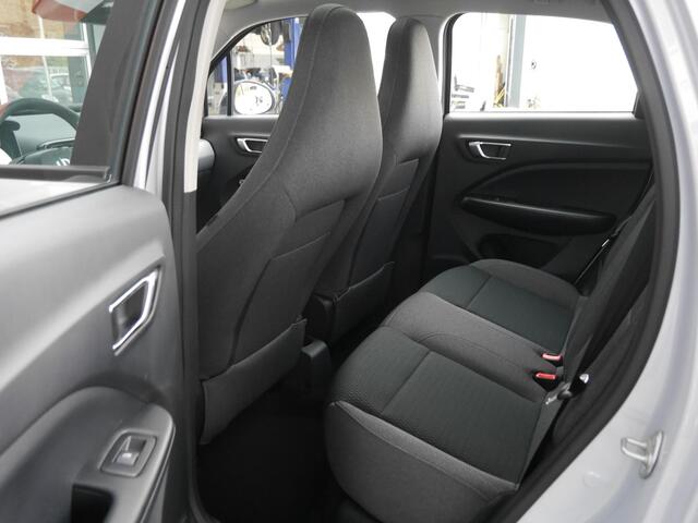 Leapmotor T03 Design 37.7 kWh | Nieuw | Uit voorraad leverbaar | Camera | Panoramadak | Adaptive cruise control | Dodehoek detectie | Lichtmetalen velgen