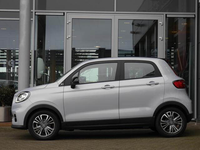 Leapmotor T03 Design 37.3 kWh | Demo | Uit voorraad leverbaar | Camera | Panoramadak | Adaptive cruise control | Dodehoek detectie | Lichtmetalen velgen