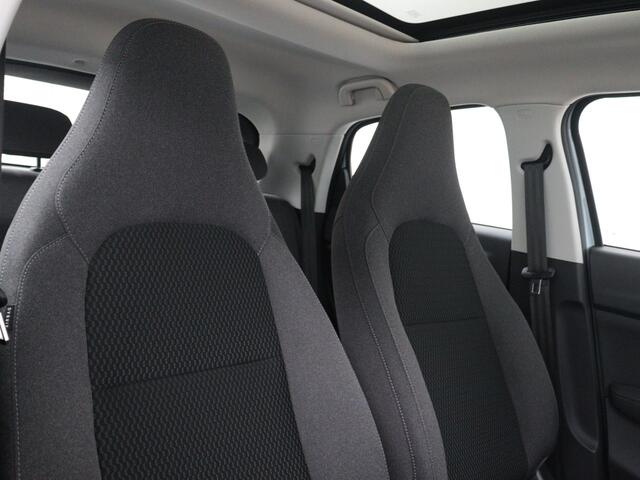 Leapmotor T03 Design | Rijklaar | Adaptive Cruise Control | Panoramadak | Achteruitrijcamera |