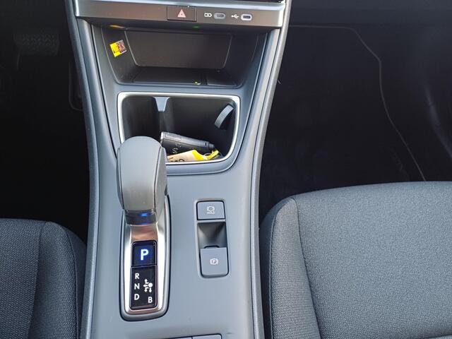 Lexus LBX 2WD Safety Pack