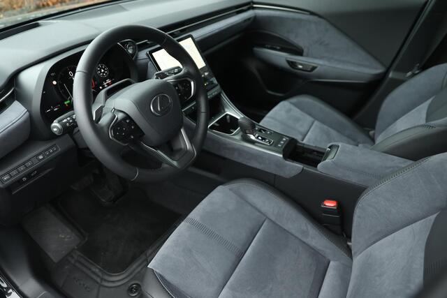 Lexus LBX Original Edition 2WD