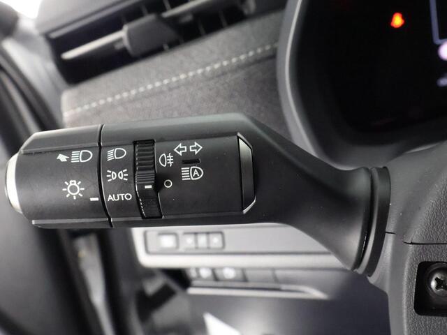 Lexus LBX Business Line Bi-Tone 2WD | Dodehoek detectie | Stuur- & Stoelverwarming | Navigatie | Parkeersensoren