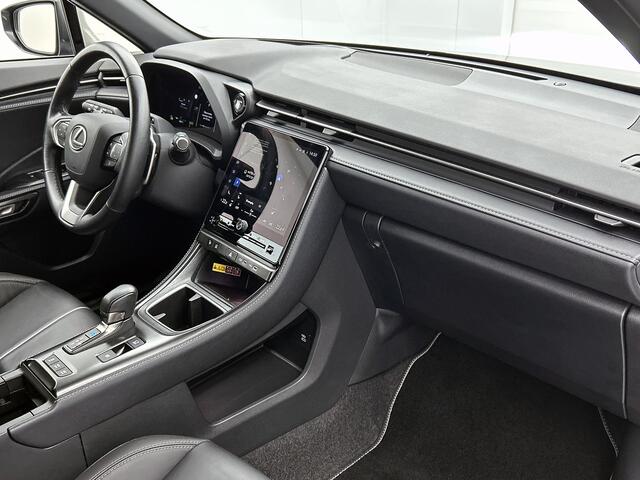 Lexus LBX Relax 2WD | Advanced Pack | Mark Levinson | 360 Camera |