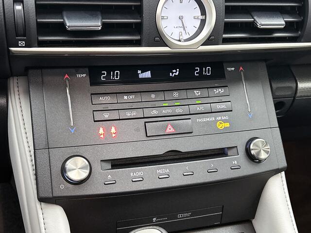 Lexus RC 300h F Sport Line | Stoelgeheugen | Stoelventilatie | Adaptief Dempingsysteem |