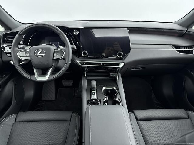 Lexus RX 450h+ Plug-in Hybrid President Line | Navigatie | 360 Camera | Stoel en stuurwiel verwarmd | LM velgen | Draadloze telefoonlader |