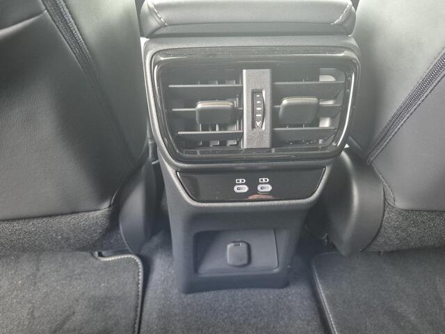 Lexus RZ 450e Executive Line 71 kWh NIEUW & DIRECT LEVERBAAR , Automaat , Stoel/Stuur verwarming ,Leder ,Dodehoek detectie, 10 jaar Lexus garantie, originele NL auto, 435KM