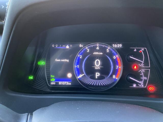 Lexus Ux 250h Business Line 250h Business Line 20 Inch BROCK Velgen/Cruise Contr. Adaptief/Navigatie Fulllmap/Achteruitrijcamera/ Led verl./ Elektr. verst.b. verwarmde buitenspiegels/ Afneemb. Trekhaak// Dakrail/Apple Carplay/ Climate CON