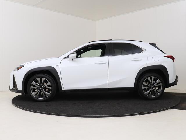 Lexus Ux 300h F SPORT Design | Sunroof | Lederen Bekleding | Stoelverwarming |
