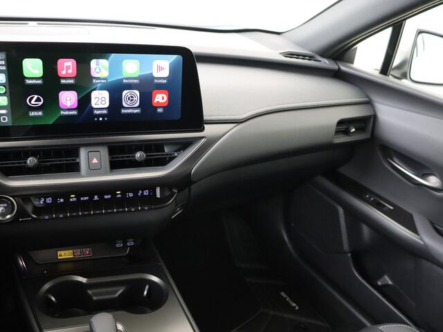 Lexus Ux 300h F SPORT Design | Sunroof | Lederen Bekleding | Stoelverwarming |