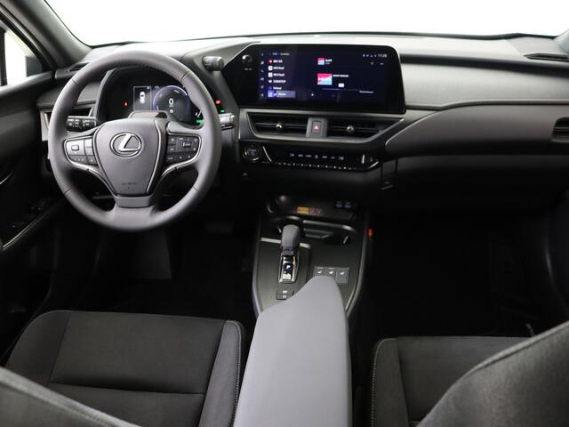 Lexus Ux 300h Urban Line | Stoel & Stuurverwarming | Premium Navigatie | Comfort Pack |