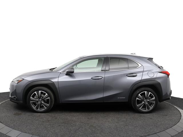Lexus Ux 250h Business Line | 18 Inch Lichtmetalen velgen | Privacy Glass | Keyless Entry