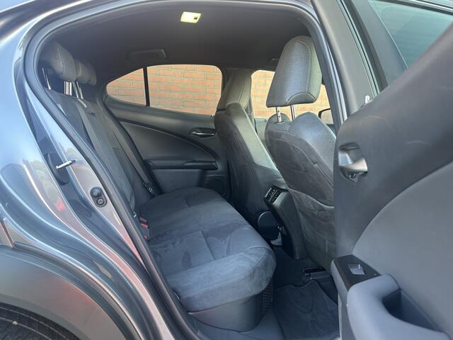 Lexus Ux 250h Premium: Stijlvol, betrouwbaar en duurzaam