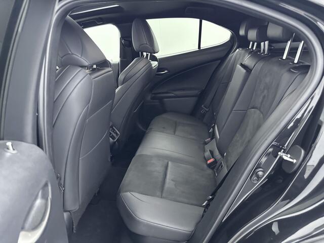 Lexus Ux 250h F Sport Line Limited | Adaptive Cruise Control | Stoelverwarming | Navigatie |