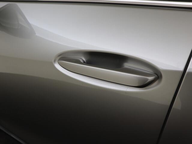 Lexus Ux 250h F Sport Premium | Mark Levinson | Memory Seat | Head Up Display |