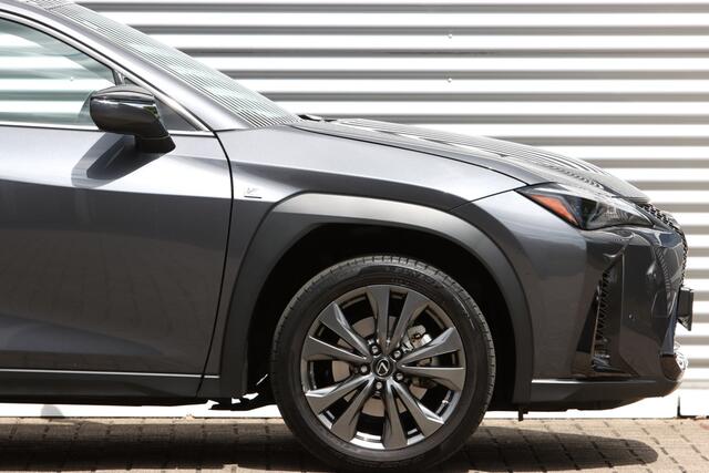 Lexus Ux 250h F Sport Design Leer / Navi / Carplay