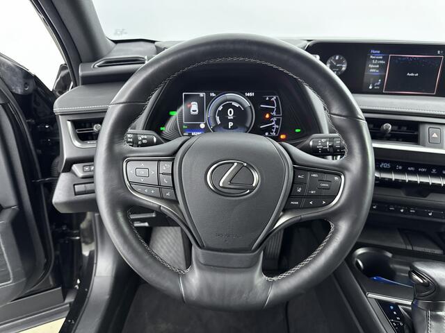Lexus Ux 250h Business Line Pro | Carplay | Stoel & Stuur verwarming | Parkeersensoren |