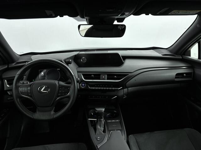 Lexus Ux 250h Business Line Pro | Carplay | Stoel & Stuur verwarming | Parkeersensoren |