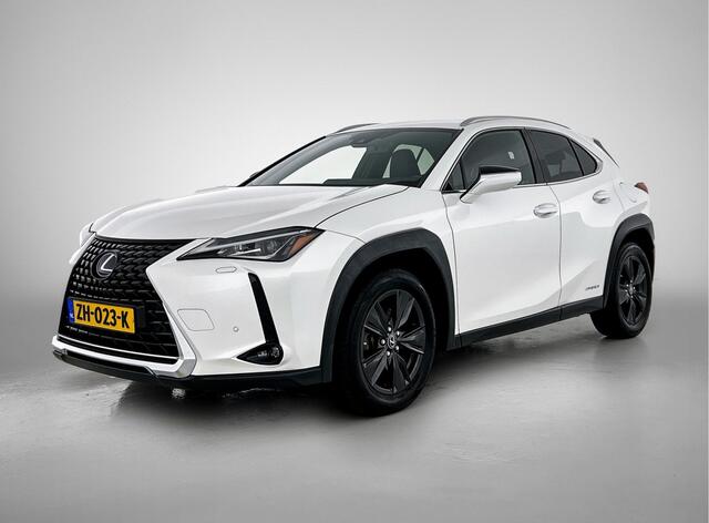 Lexus Ux 250h Luxury Line | Blind Spot Monitor | Apple CarPlay / Android Auto | Parkeersensoren |