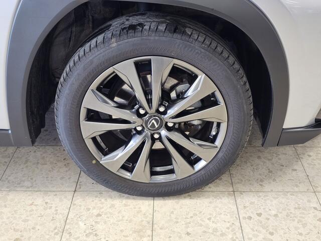 Lexus Ux 250h F Sport Design