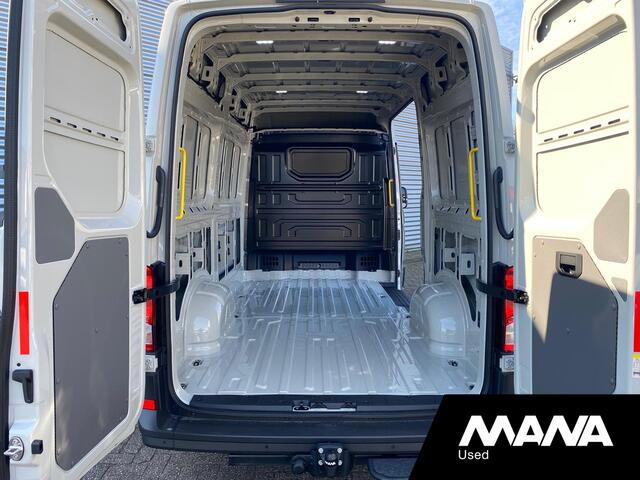 MAN TGE 35 2.0 3.140 140PK Automaat Ascot Gray Airco Cruise Navi Car-Plat Trekhaak Sensoren Camera Multifunctioneel stuurwiel Lane-assist